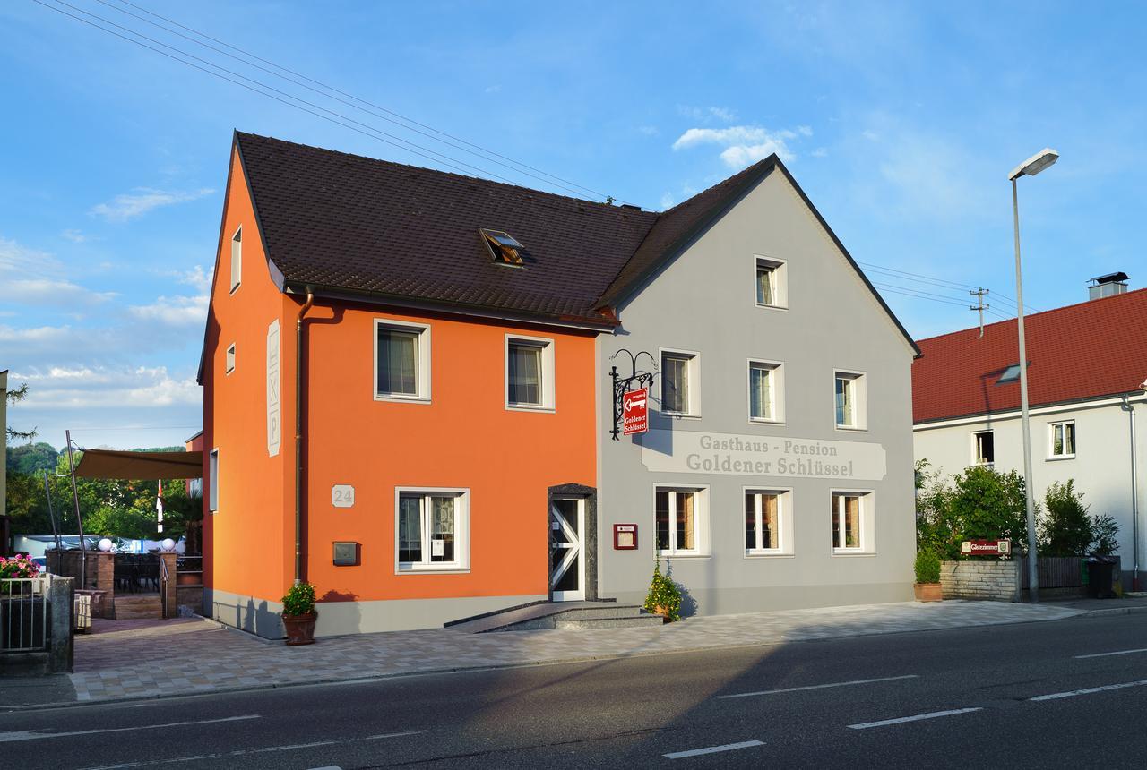 Goldener Schluessel Mit Gaestehaus Sina Nördlingen Exterior foto